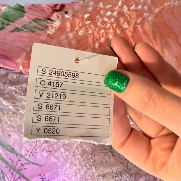 NWT Feathers Anthropologie By Tolani Multicolor Lightweight Silk Scarf - Picture 6 of 9